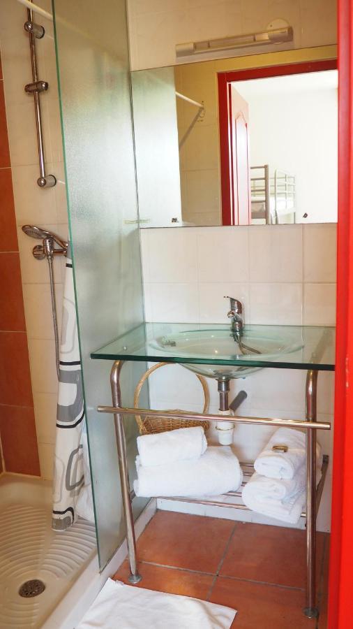 Le Logis De La Garenne Hotel Morestel ภายนอก รูปภาพ