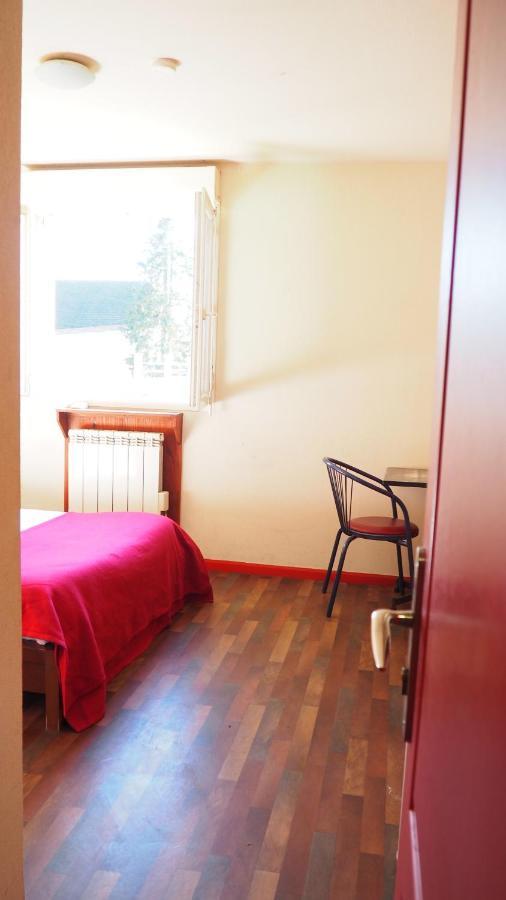 Le Logis De La Garenne Hotel Morestel ภายนอก รูปภาพ